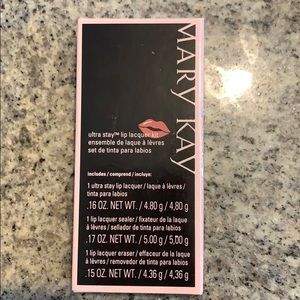Mary Kay Lip Lacquer Kit